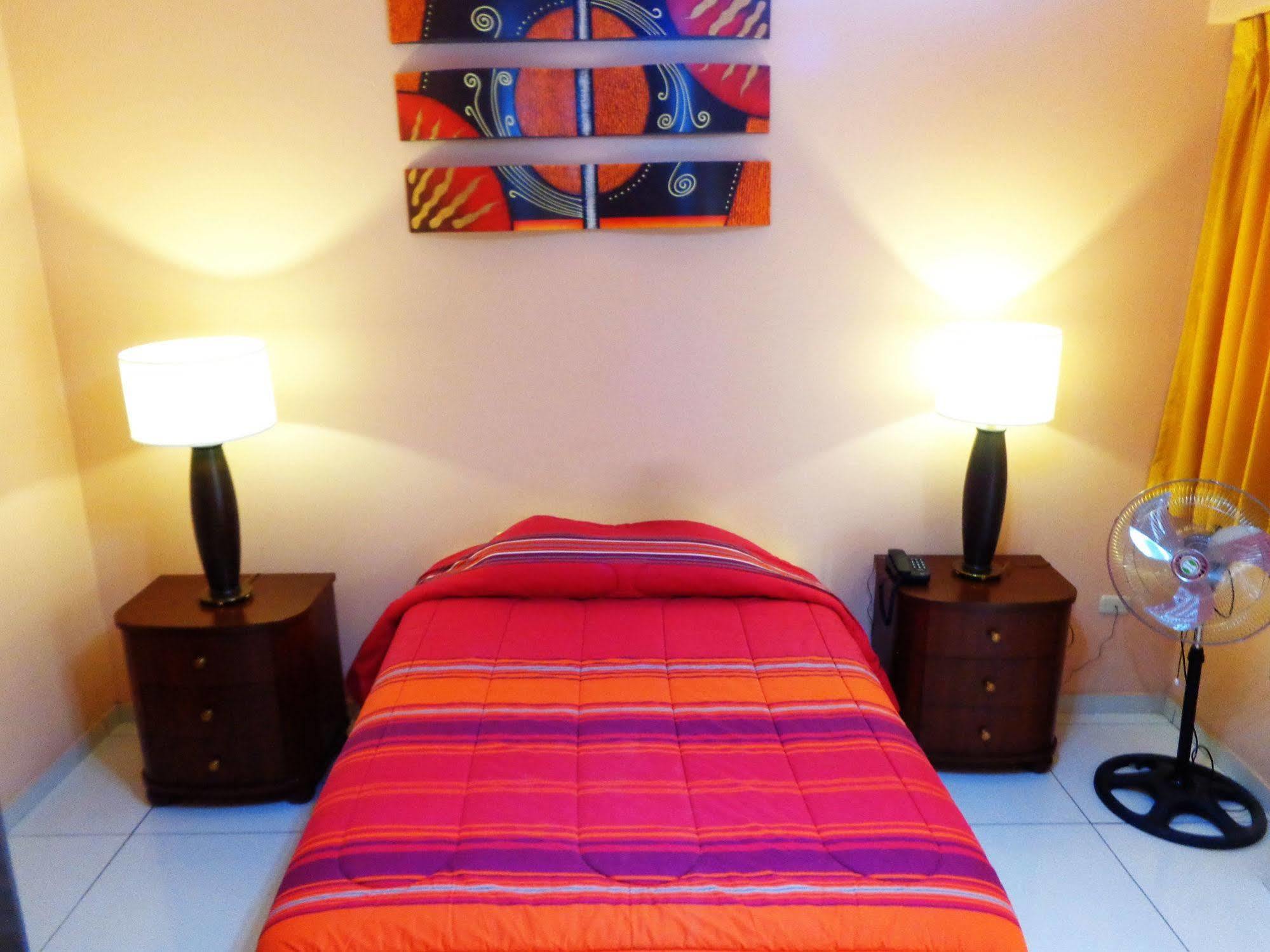 Hotel Challaca Ica Ngoại thất bức ảnh